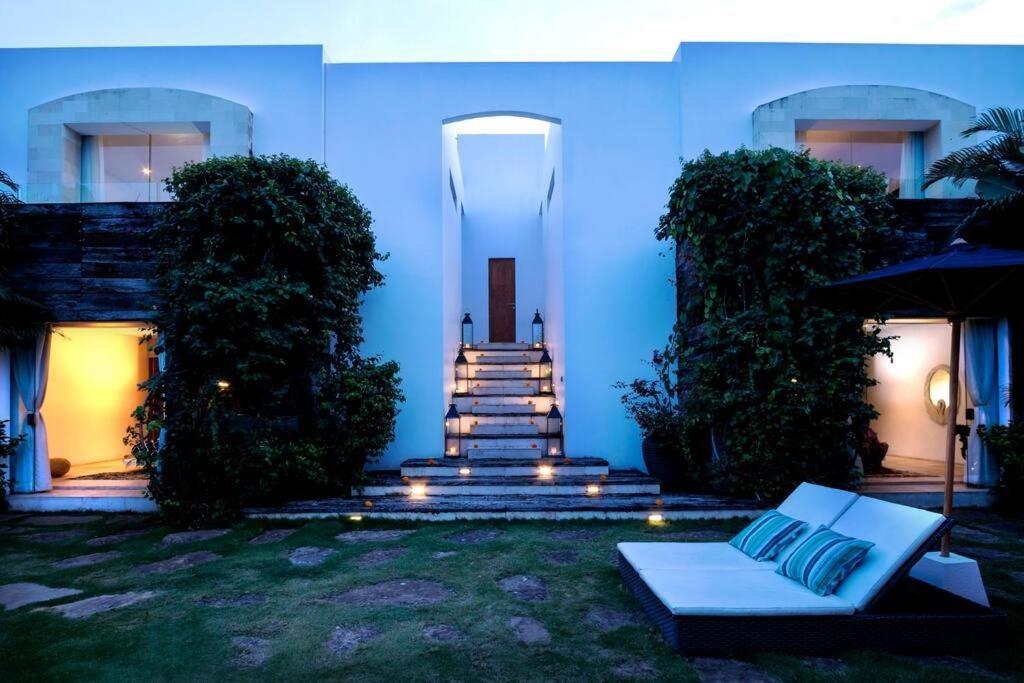 Elegant Villa Casabianca - Tropical Pool & Garden, Near Potato Head Beach Club! Seminyak Exterior foto